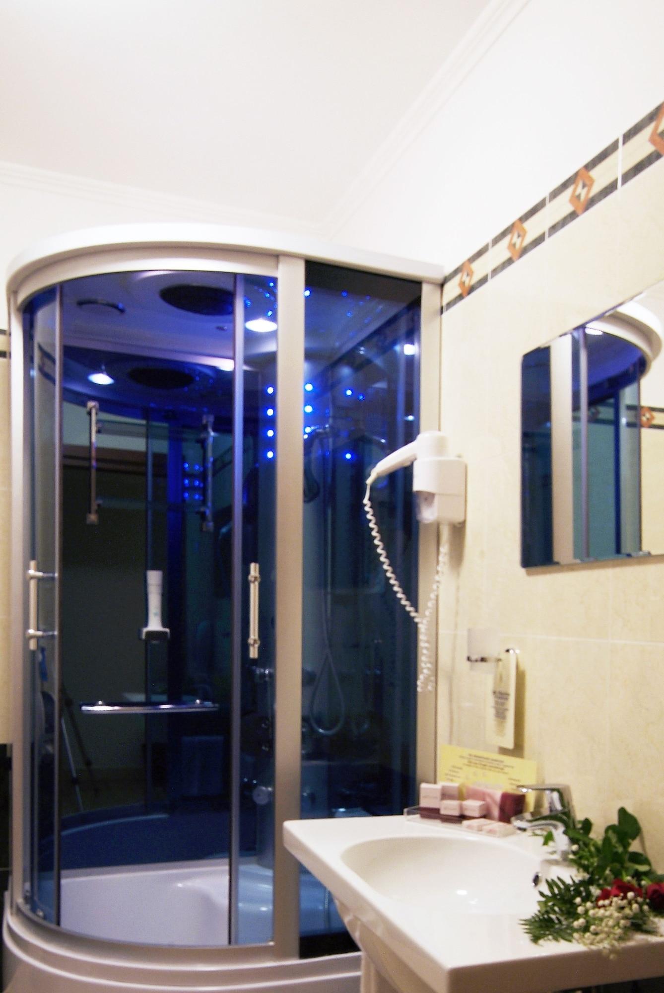 Hotel Fashion 4*