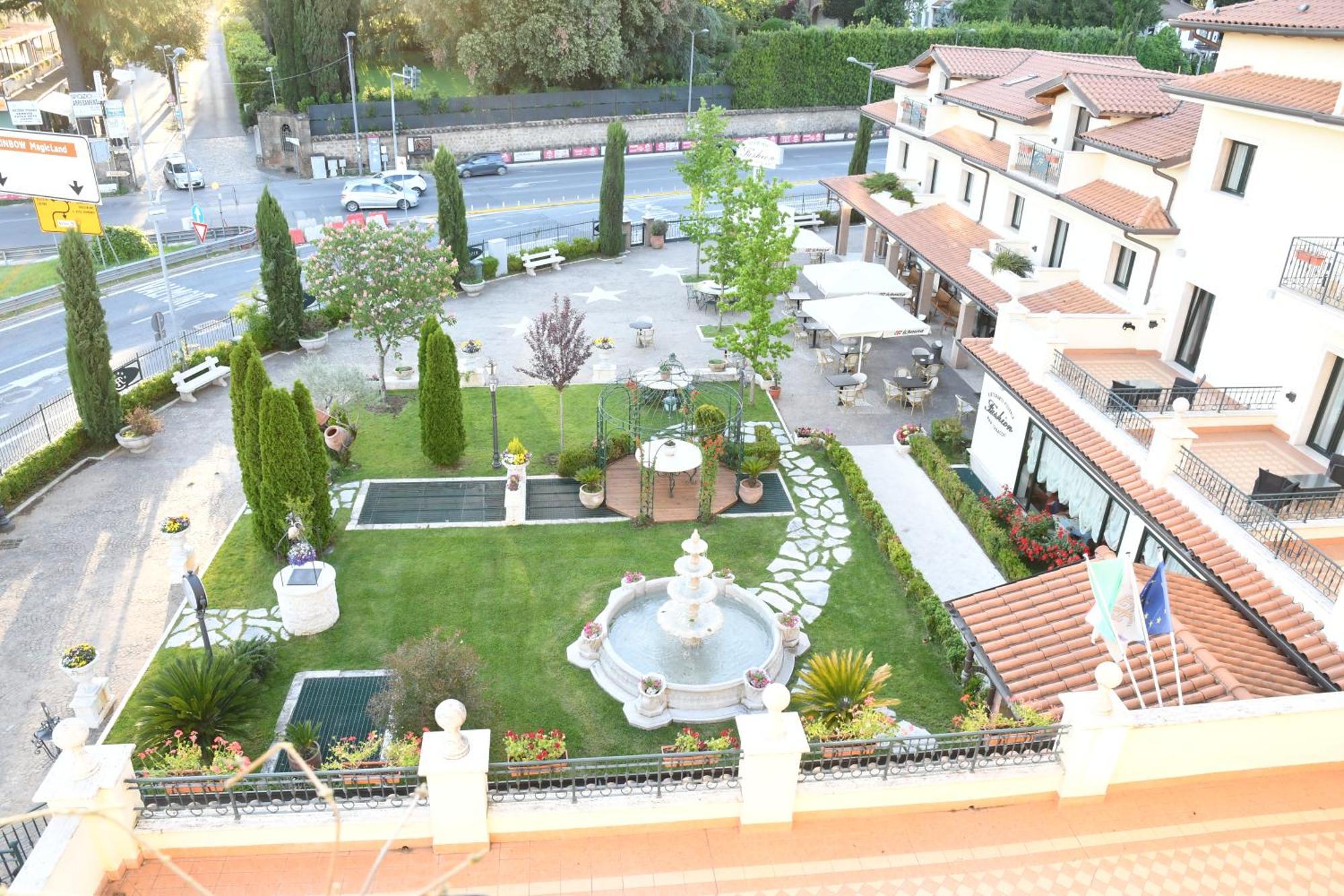 Fashion Hotel Valmontone