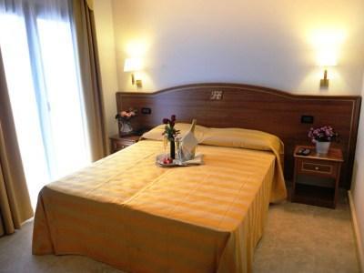 Fashion 4* Valmontone