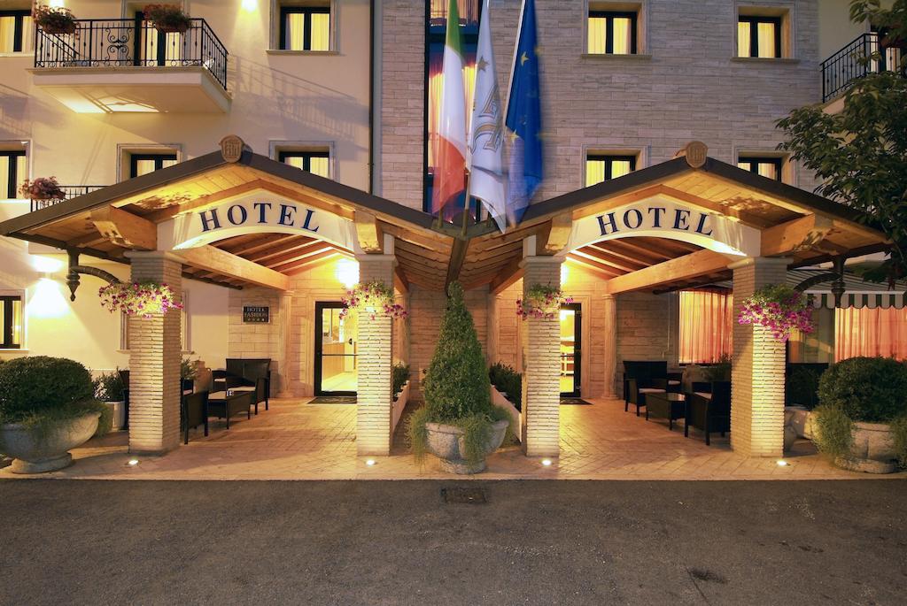 Fashion Hotel