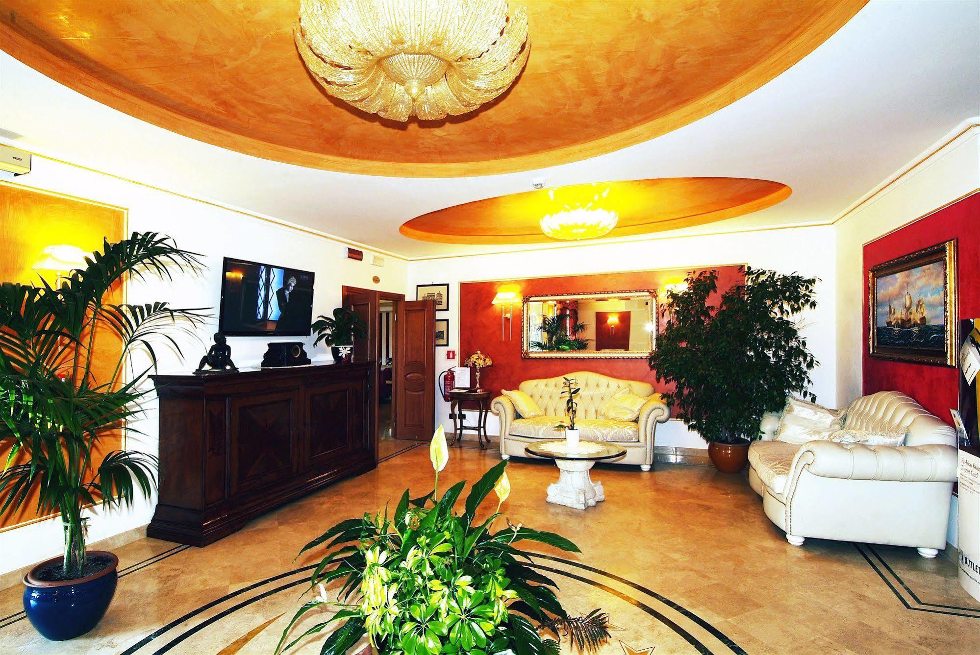 Hotel Fashion 4*
