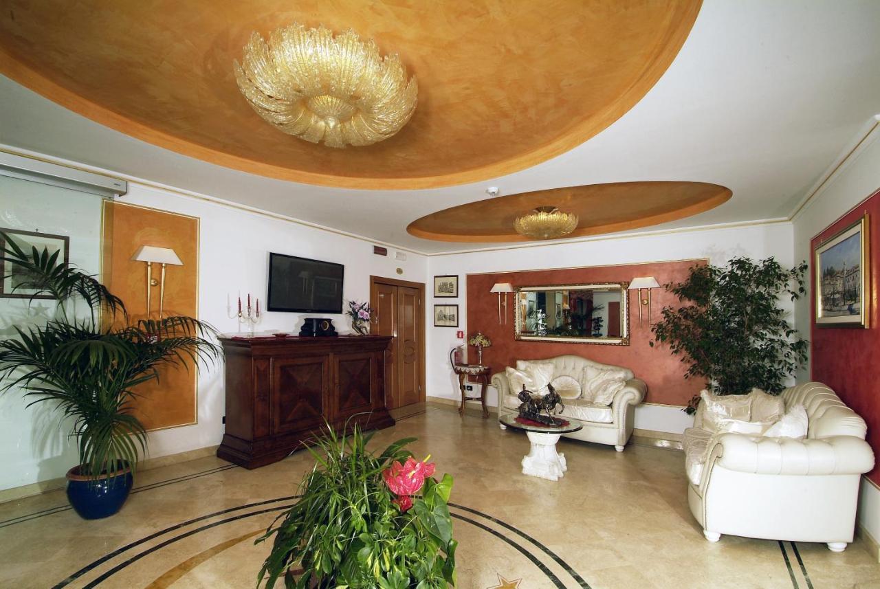 Fashion Hotel Valmontone